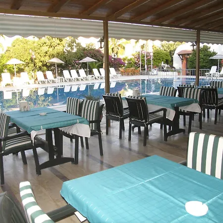 Hadi Hotel *